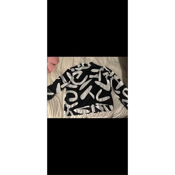 Abstract print, zip-up-lightweight, bomber jacket.Size 14 - Picture 8 of 12